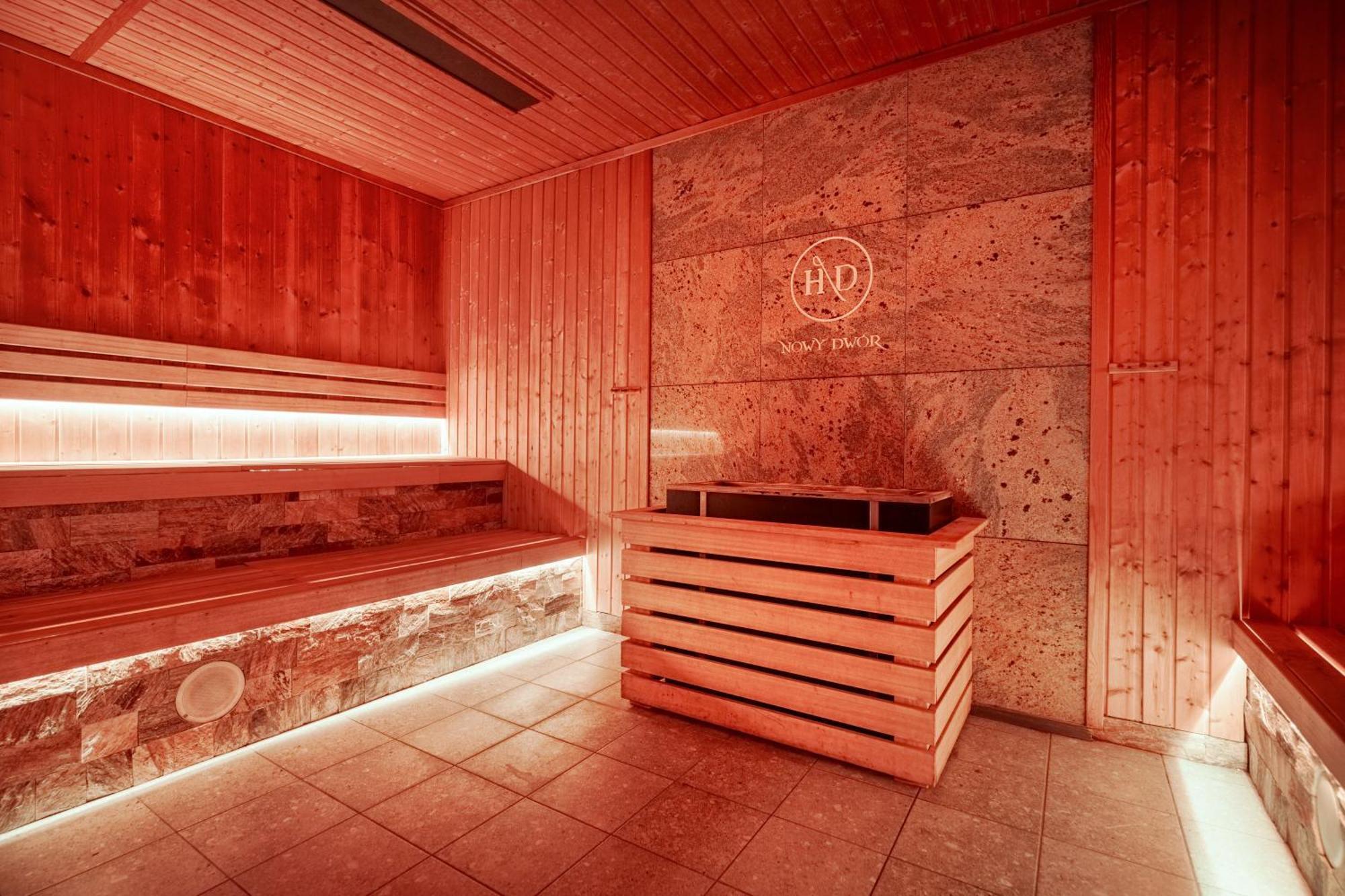 Hotel Wellness & Spa Nowy Dwor Rzeszów Esterno foto