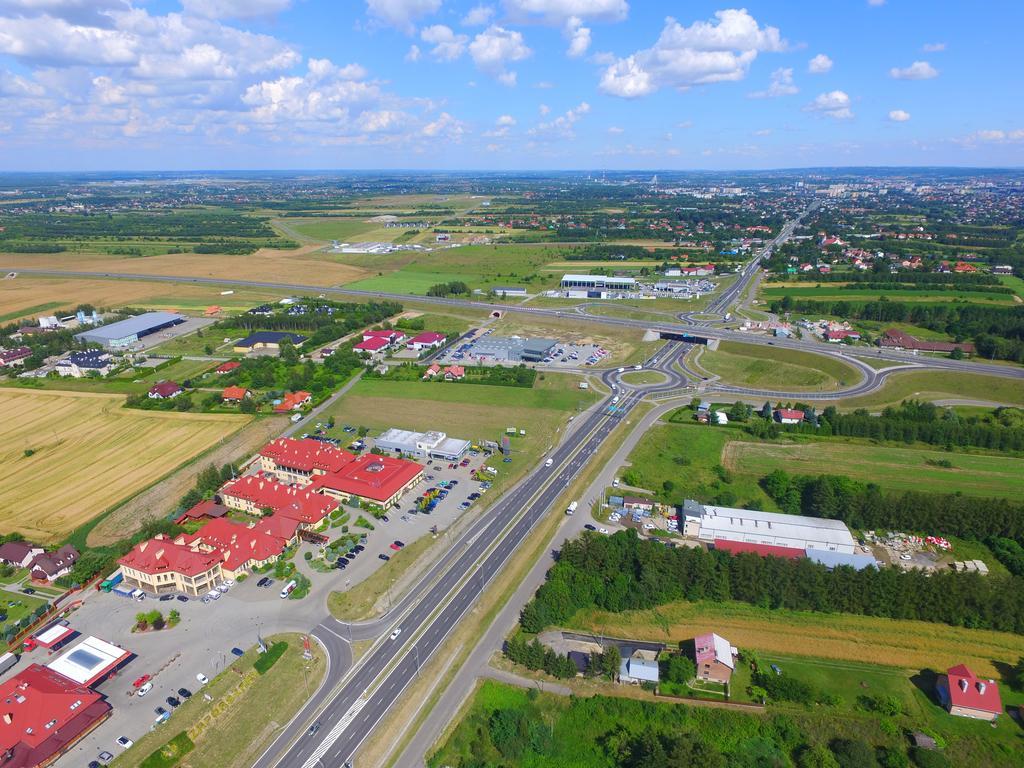 Hotel Wellness & Spa Nowy Dwor Rzeszów Esterno foto