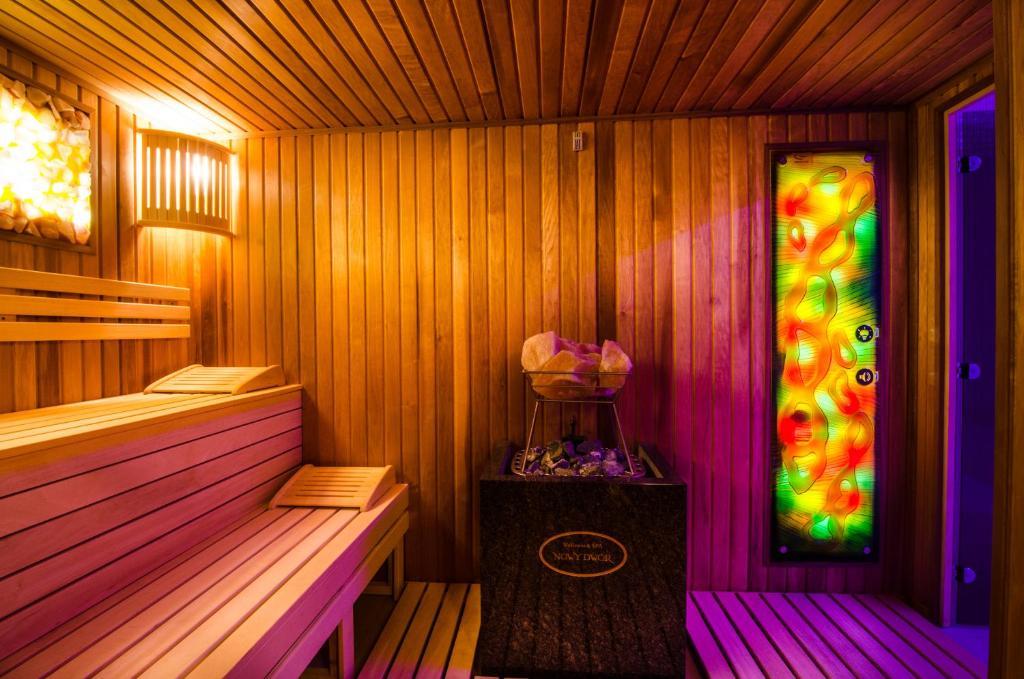 Hotel Wellness & Spa Nowy Dwor Rzeszów Esterno foto